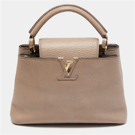 louis vuitton guimauve|Capucines BB Capucines .